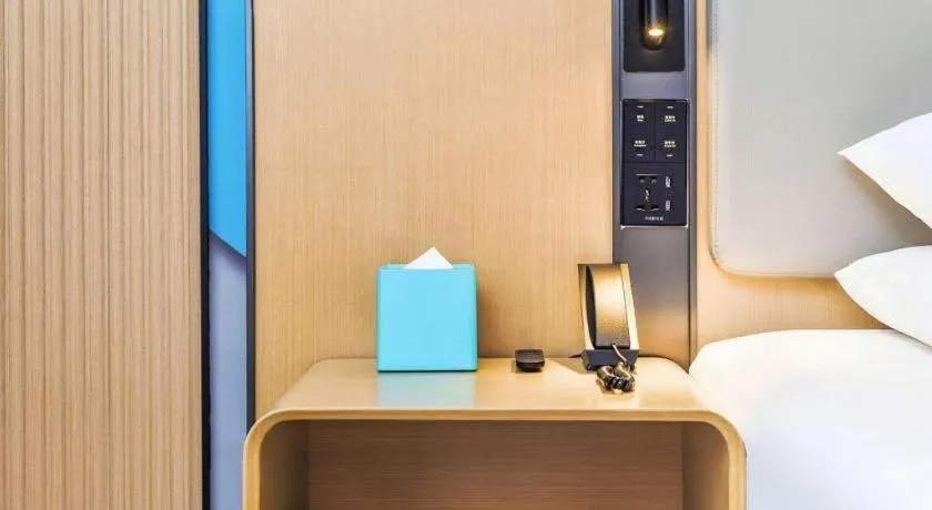 Bed in City Comfort Inn Guangzhou Tower Kecun Metro Station Dunhe