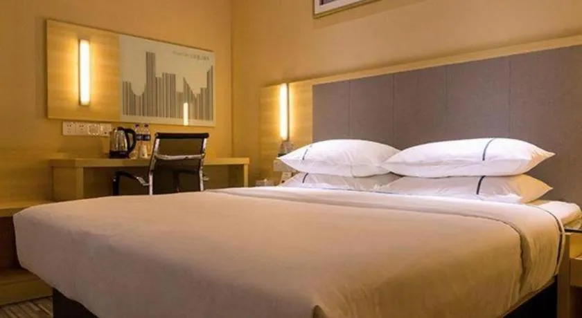 Bed in City Comfort Inn Guangzhou Zengcheng Yonghe Yongkang Road