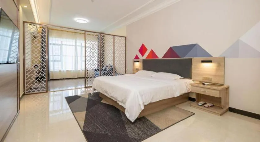 Bed in Borrman Hotel Guilin High-speed Railway North Station Evergrande Plaza