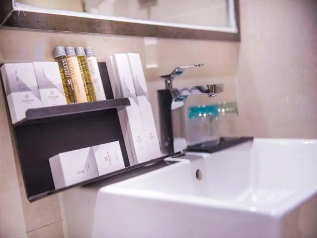 Borrman Hotel Guilin High-speed Railway North Station Evergrande Plaza