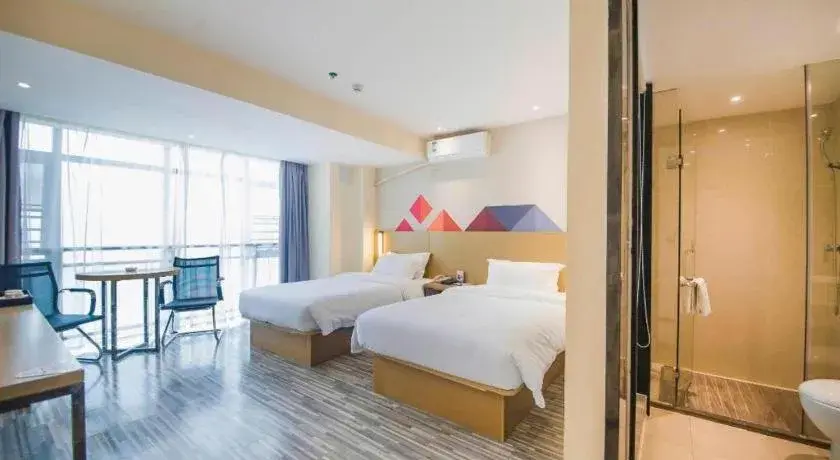 Bed in Borrman Hotel Guilin High-speed Railway North Station Evergrande Plaza Bed in Borrman Hotel Guilin High-speed Railway North Station Evergrande Plaza