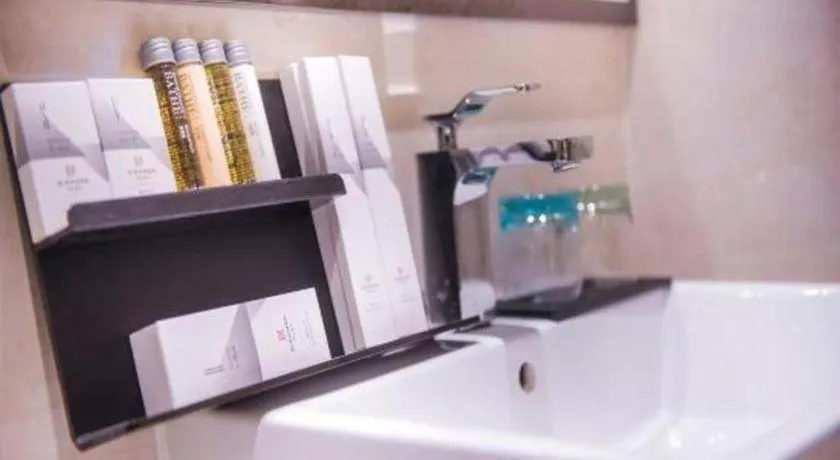 Borrman Hotel Guilin High-speed Railway North Station Evergrande Plaza