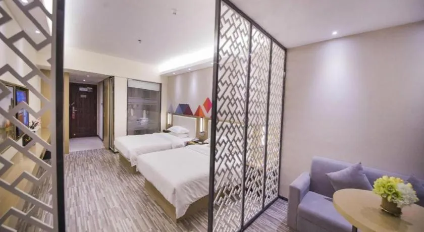 Bed in Borrman Hotel Guilin High-speed Railway North Station Evergrande Plaza