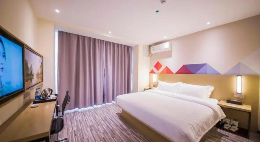 Bed in Borrman Hotel Guilin High-speed Railway North Station Evergrande Plaza