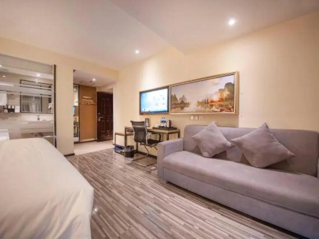 Bed in Borrman Hotel Guilin High-speed Railway North Station Evergrande Plaza