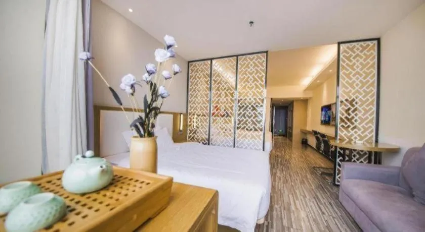 Bed in Borrman Hotel Guilin High-speed Railway North Station Evergrande Plaza