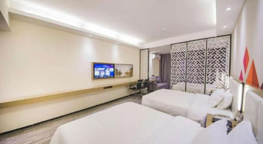 Bed in Borrman Hotel Guilin High-speed Railway North Station Evergrande Plaza