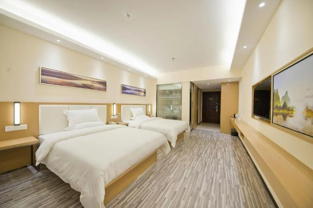 Bed in Borrman Hotel Guilin High-speed Railway North Station Evergrande Plaza