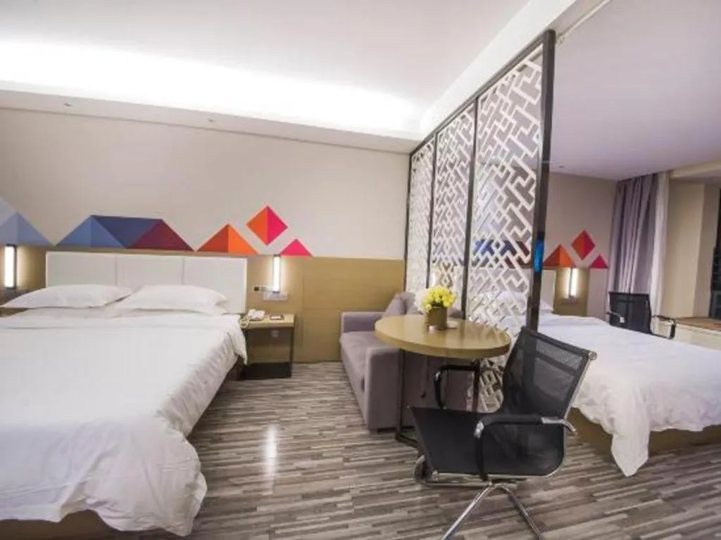 Bed in Borrman Hotel Guilin High-speed Railway North Station Evergrande Plaza