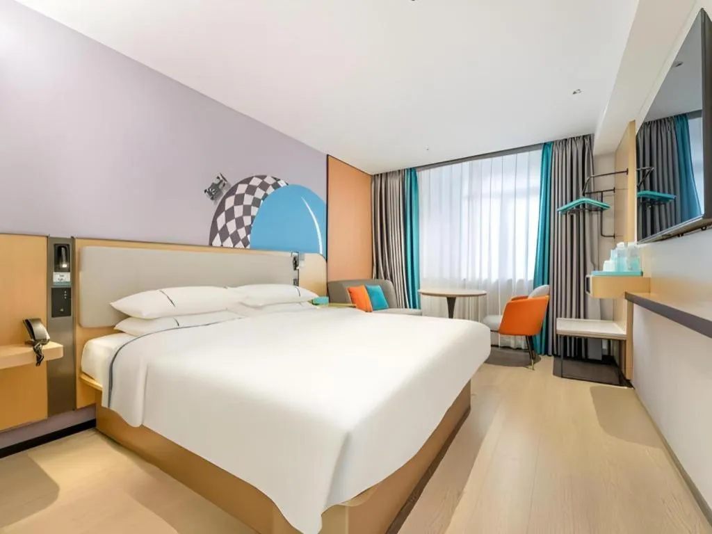 Bed in City Comfort Inn Guangzhou Luyuan Road Taojin Metro Station