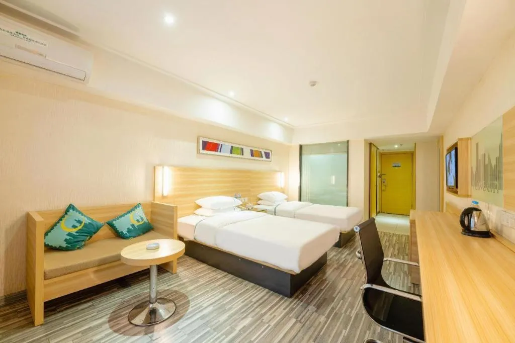Bed in City Comfort Inn Guangzhou Luyuan Road Taojin Metro Station