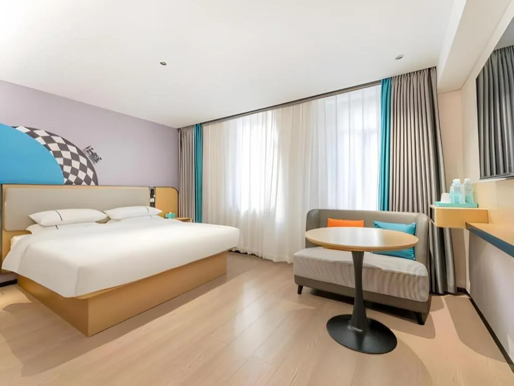 Bed in City Comfort Inn Guangzhou Luyuan Road Taojin Metro Station