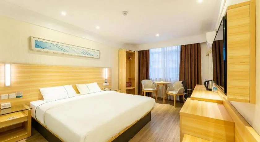 Bed in City Comfort Inn Guangzhou Luyuan Road Taojin Metro Station