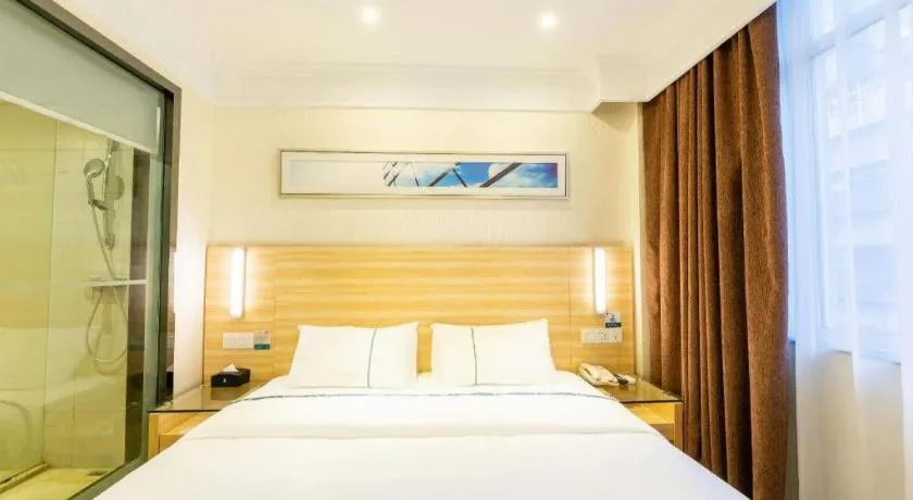 Bed in City Comfort Inn Guangzhou Luyuan Road Taojin Metro Station