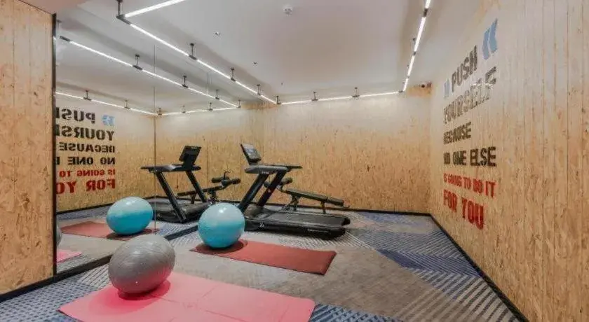 Borrman Hotel Qianjiang High-speed Railway Station Lobster City Borrman Hotel Qianjiang High-speed Railway Station Lobster City