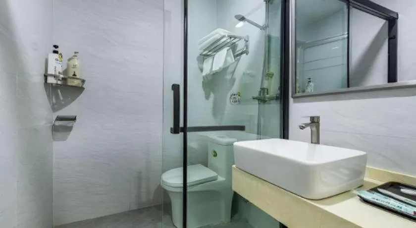 Ying Feng Yuan Hotel