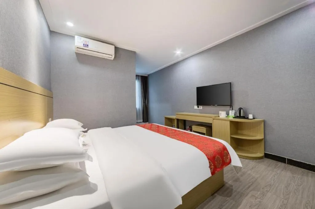 Bed in Ying Feng Yuan Hotel