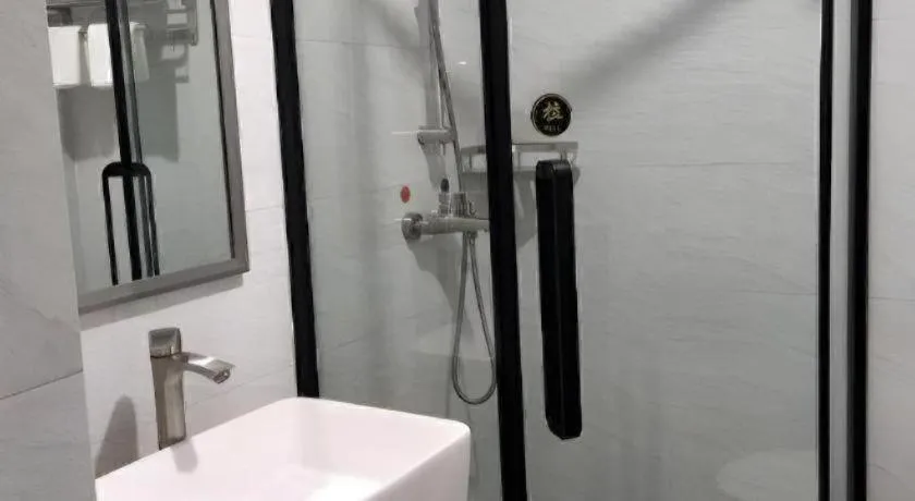 Ying Feng Yuan Hotel