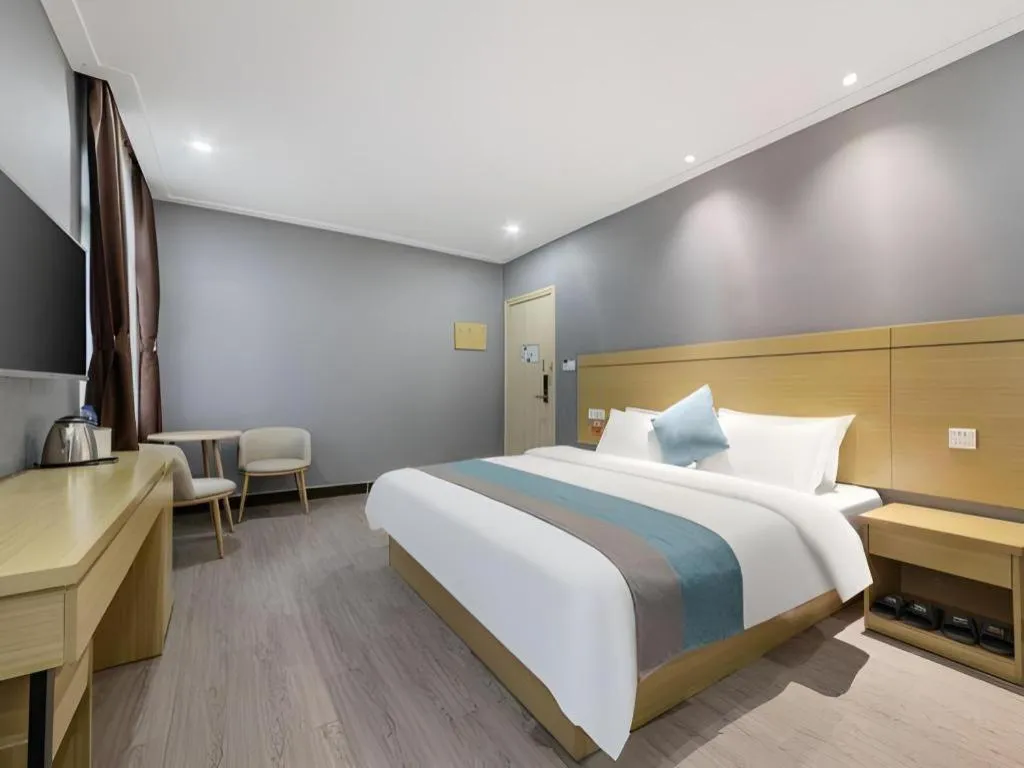 Bed in Ying Feng Yuan Hotel