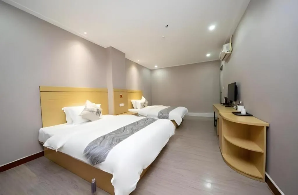 Bed in Ying Feng Yuan Hotel