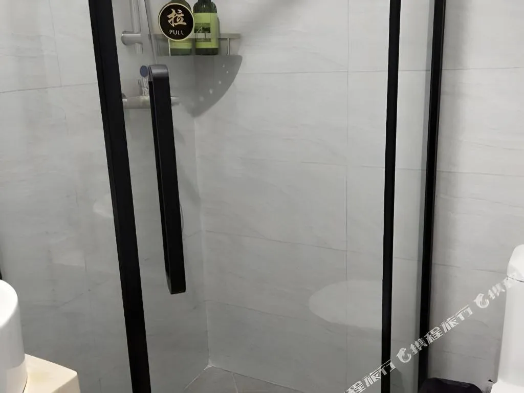 Ying Feng Yuan Hotel