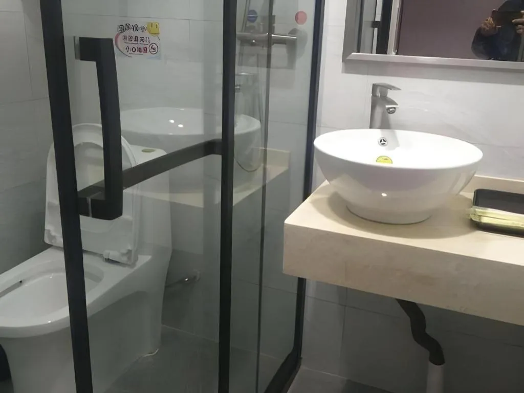 Ying Feng Yuan Hotel