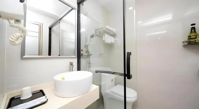 Ying Feng Yuan Hotel