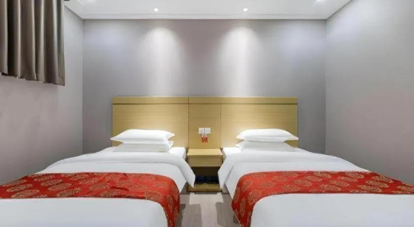 Bed in Ying Feng Yuan Hotel