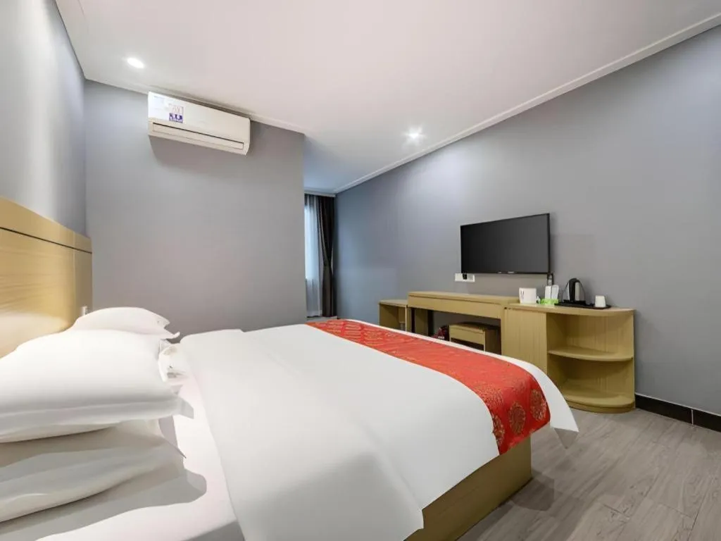 Bed in Ying Feng Yuan Hotel