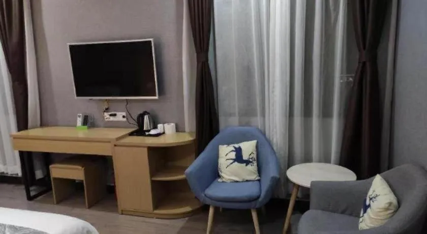 Ying Feng Yuan Hotel