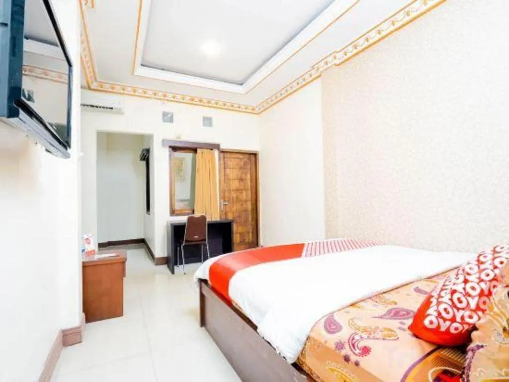 Bed in OYO Maleo Exclusive Residence near Universitas Kristen Maranatha