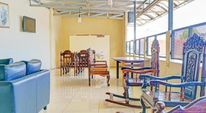 OYO Maleo Exclusive Residence near Universitas Kristen Maranatha