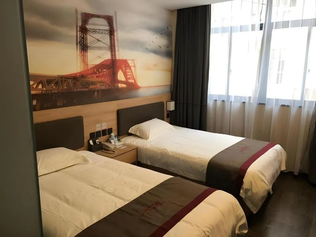 Bed in Thank Inn Hotel Anhui Chuzhou Fengyang County Bus Station