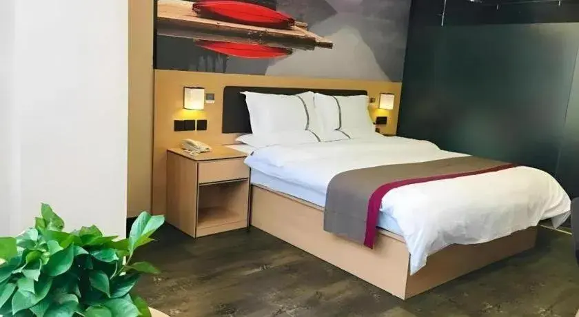 Bed in Thank Inn Hotel Anhui Chuzhou Fengyang County Bus Station Bed in Thank Inn Hotel Anhui Chuzhou Fengyang County Bus Station