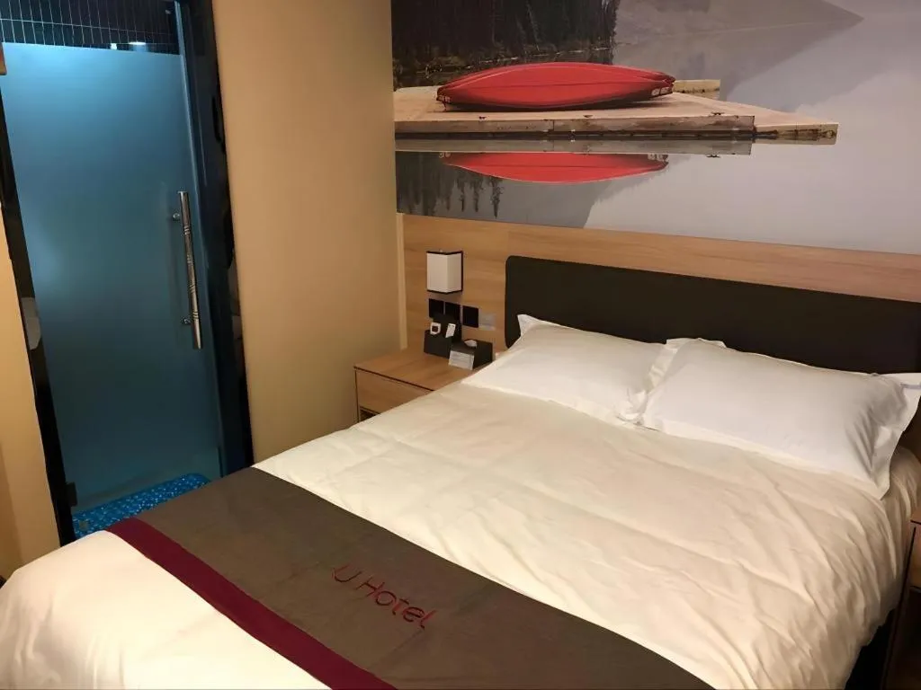 Bed in Thank Inn Hotel Anhui Chuzhou Fengyang County Bus Station