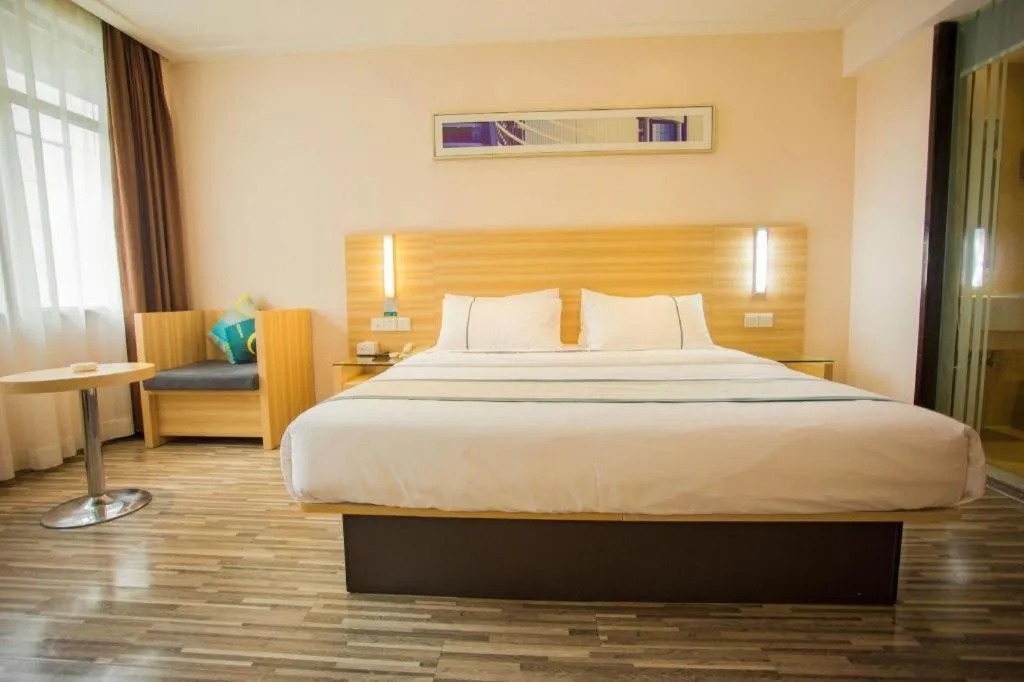 Bed in City Comfort Inn Wuhan Tianhe Airport Julong Avenue Metro Station