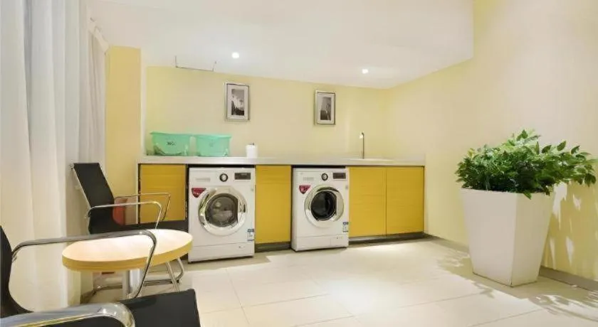 City Comfort Inn Wuhan Tianhe Airport Julong Avenue Metro Station