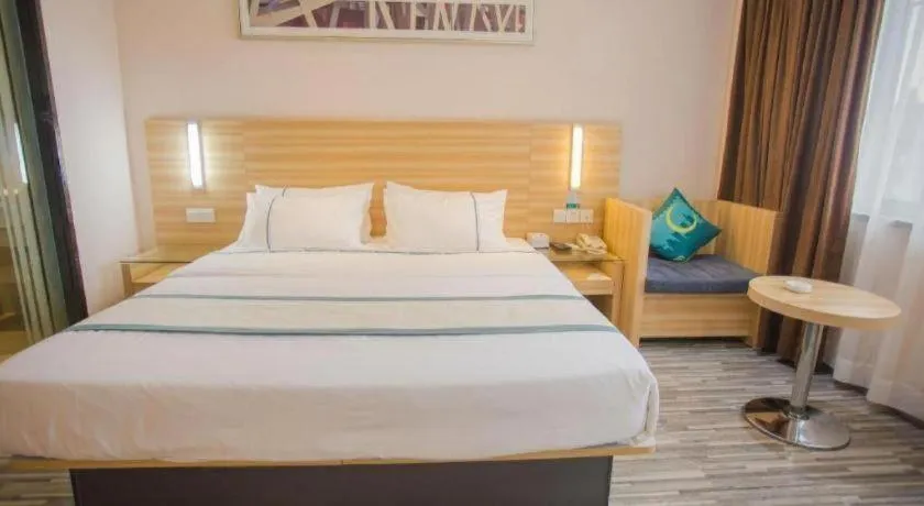 Bed in City Comfort Inn Wuhan Tianhe Airport Julong Avenue Metro Station