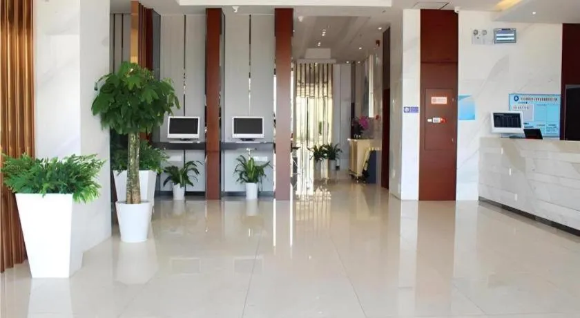 City Comfort Inn Wuhan Tianhe Airport Julong Avenue Metro Station