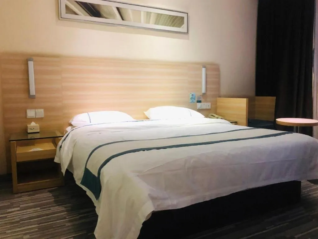 Bed in City Comfort Inn Wuhan Tianhe Airport Julong Avenue Metro Station