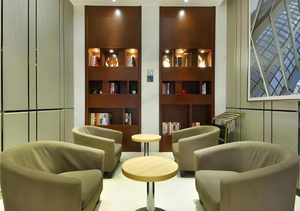 City Comfort Inn Wuhan Tianhe Airport Julong Avenue Metro Station