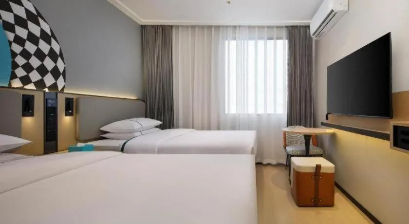 Bed in City Comfort Inn Guilin Xiangbi Mountain Park