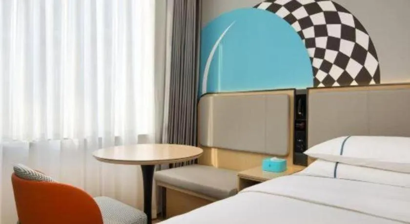 Bed in City Comfort Inn Guilin Xiangbi Mountain Park