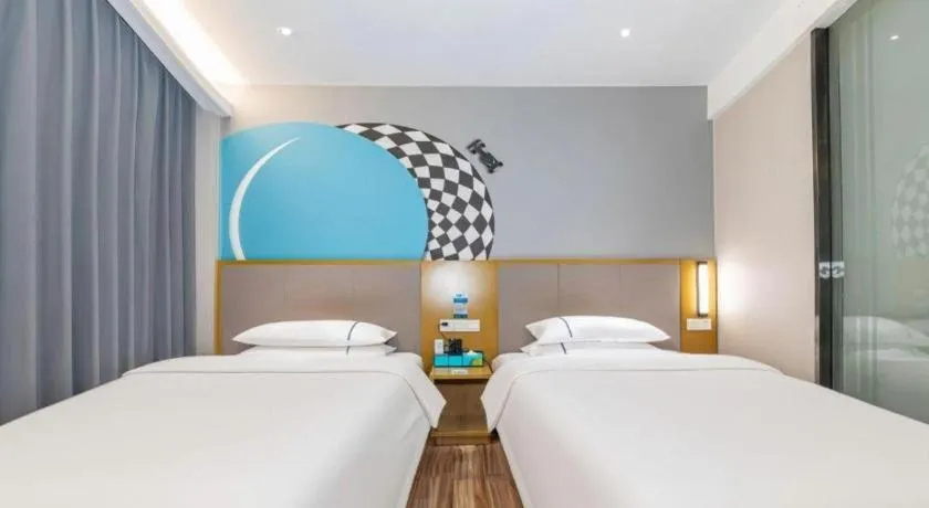 Bed in City Comfort Inn Suizhou Yanhe Avenue