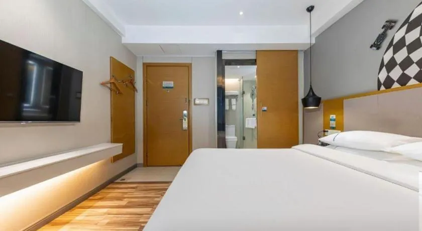 Bed in City Comfort Inn Suizhou Yanhe Avenue