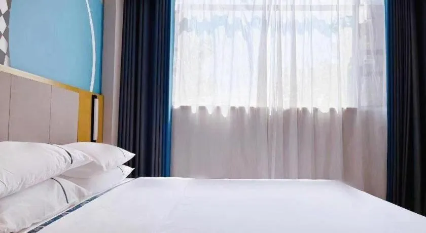 Bed in City Comfort Inn Suizhou Yanhe Avenue