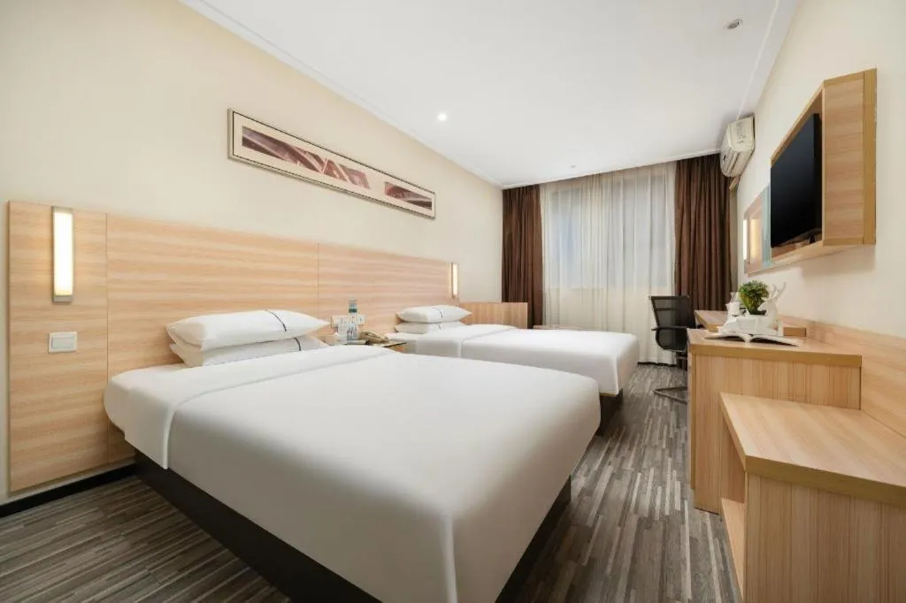 Bed in City Comfort Inn Nanning Dashatian Metro Station