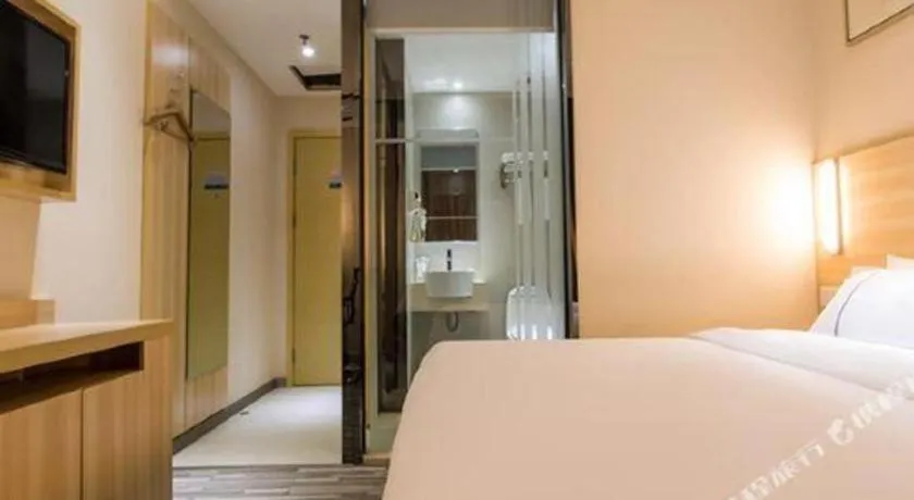 Bed in City Comfort Inn Nanning Dashatian Metro Station