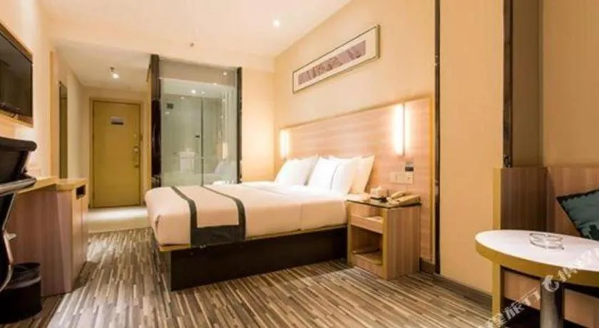 Bed in City Comfort Inn Nanning Dashatian Metro Station