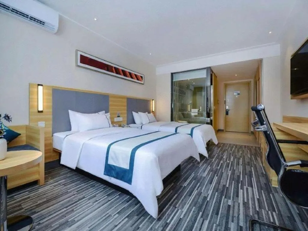 Bed in City Comfort Inn Guiyang Yan'an Middle Road Fountain Metro Station